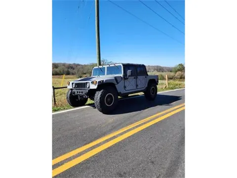 1985 AM General M1114 Humvee