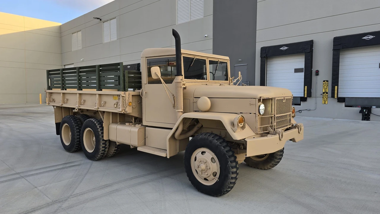 1985 AM General - Image 11 of 31