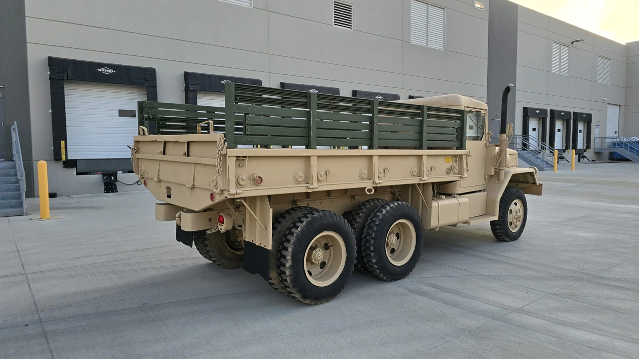 1985 AM General - Image 8 of 31