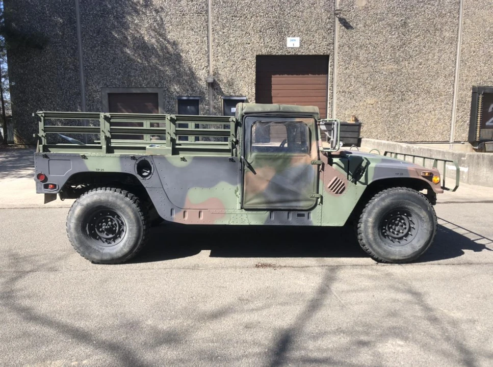 1985 AM General Hummer - Image 27 of 31