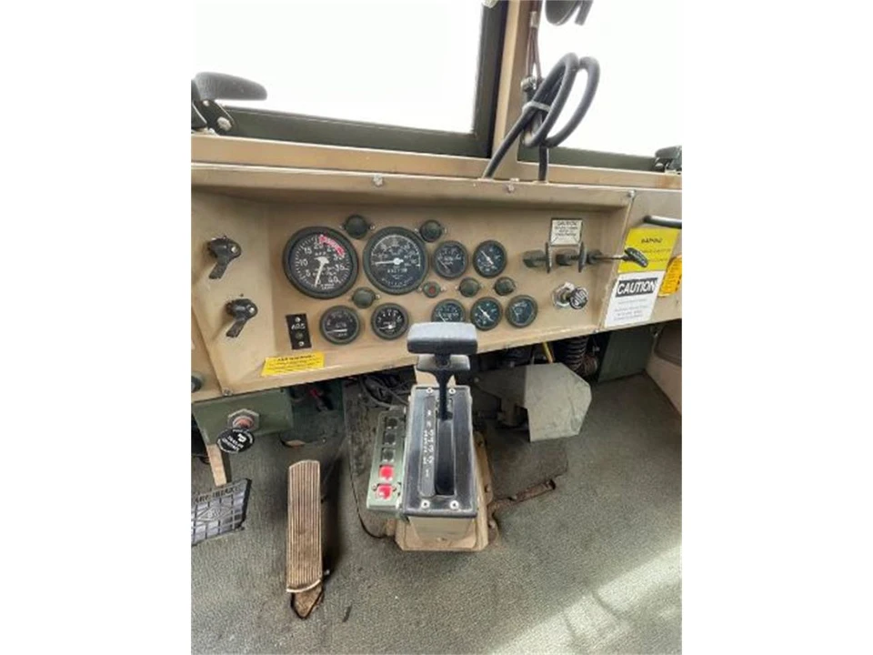 1985 AM General Hummer - Image 2 of 19