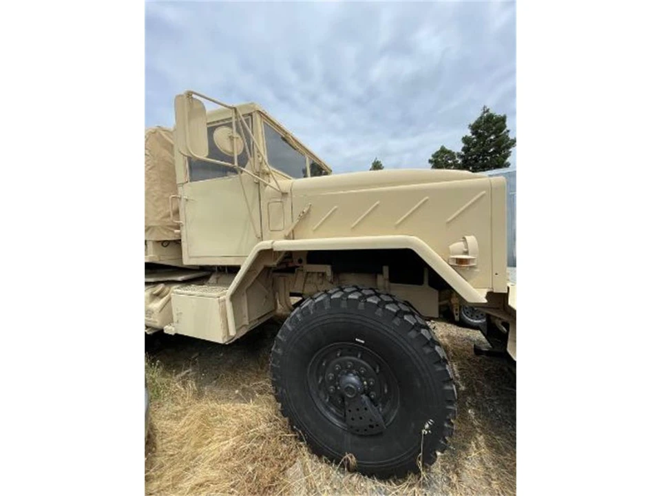 1985 AM General Hummer - Image 16 of 19