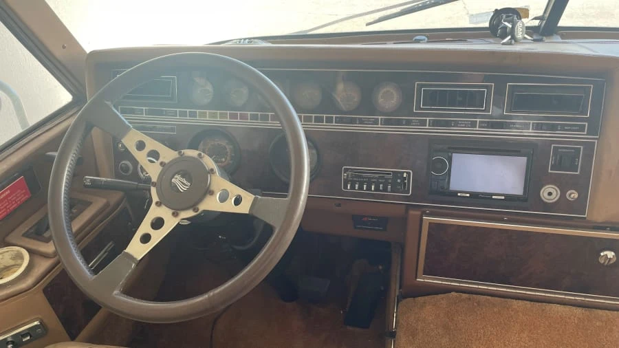 1985 Airstream - Image 3 of 10