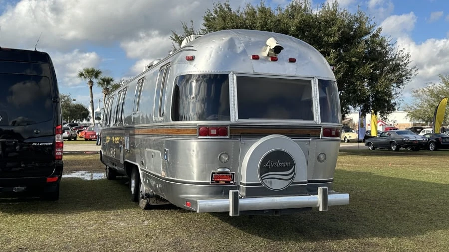 1985 Airstream - Image 4 of 7