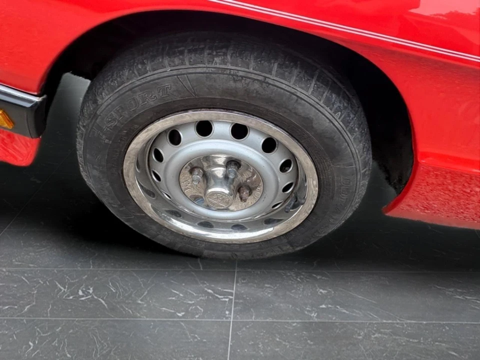 1985 Alfa Romeo 75/Milano - Image 25 of 31