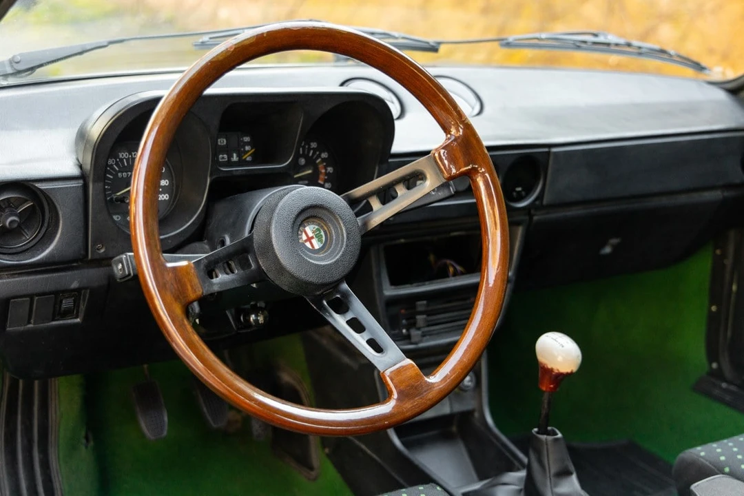 1985 Alfa Romeo Sprint 2nd Gen - Image 22 of 30