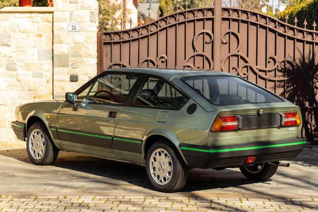 1985 Alfa Romeo Sprint 2nd Gen - Image 13 of 30