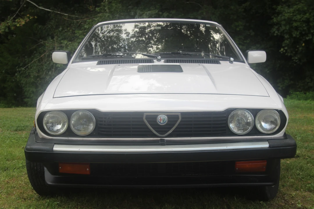 1985 Alfa Romeo Alfetta GT - Image 13 of 31