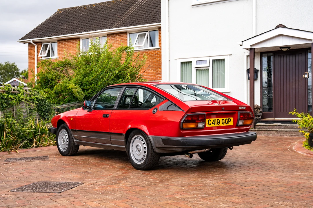 1985 Alfa Romeo Alfetta GT - Image 7 of 31