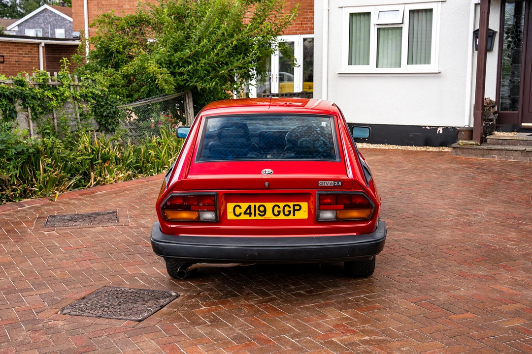 1985 Alfa Romeo Alfetta GT - Image 13 of 31