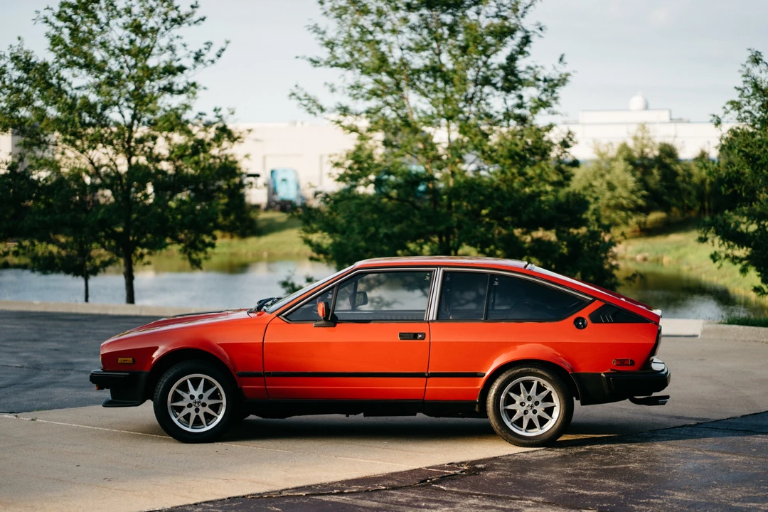 1985 Alfa Romeo Alfetta GT - Image 15 of 31