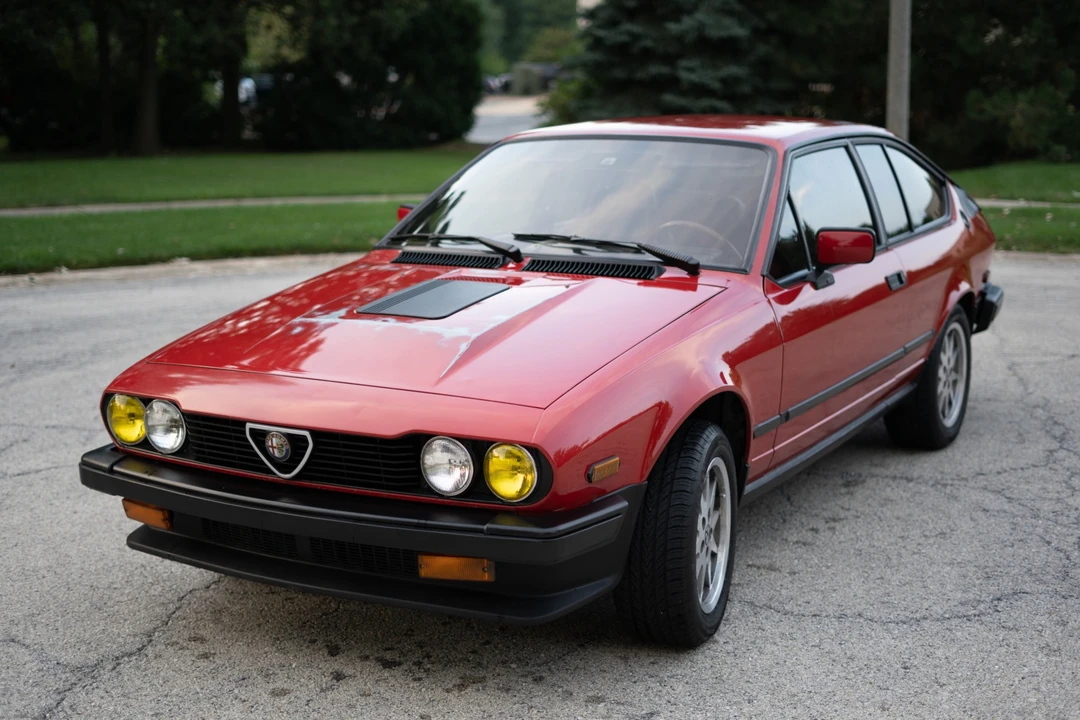 1985 Alfa Romeo Alfetta GT - Image 9 of 31