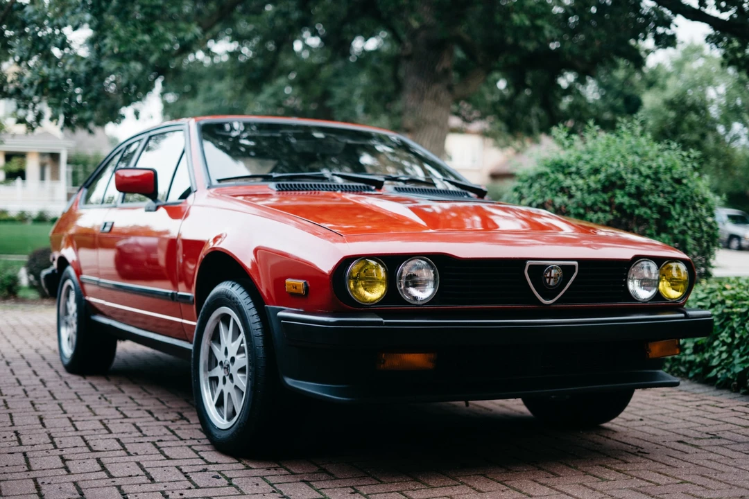 1985 Alfa Romeo Alfetta GT - Image 4 of 31