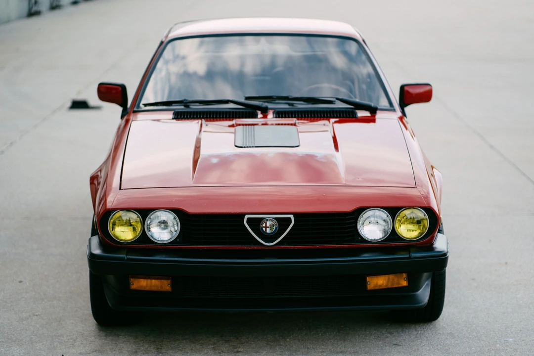 1985 Alfa Romeo Alfetta GT - Image 5 of 31
