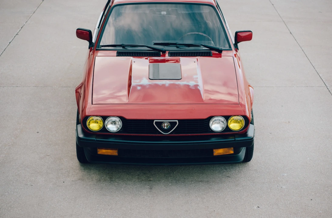 1985 Alfa Romeo Alfetta GT - Image 7 of 31