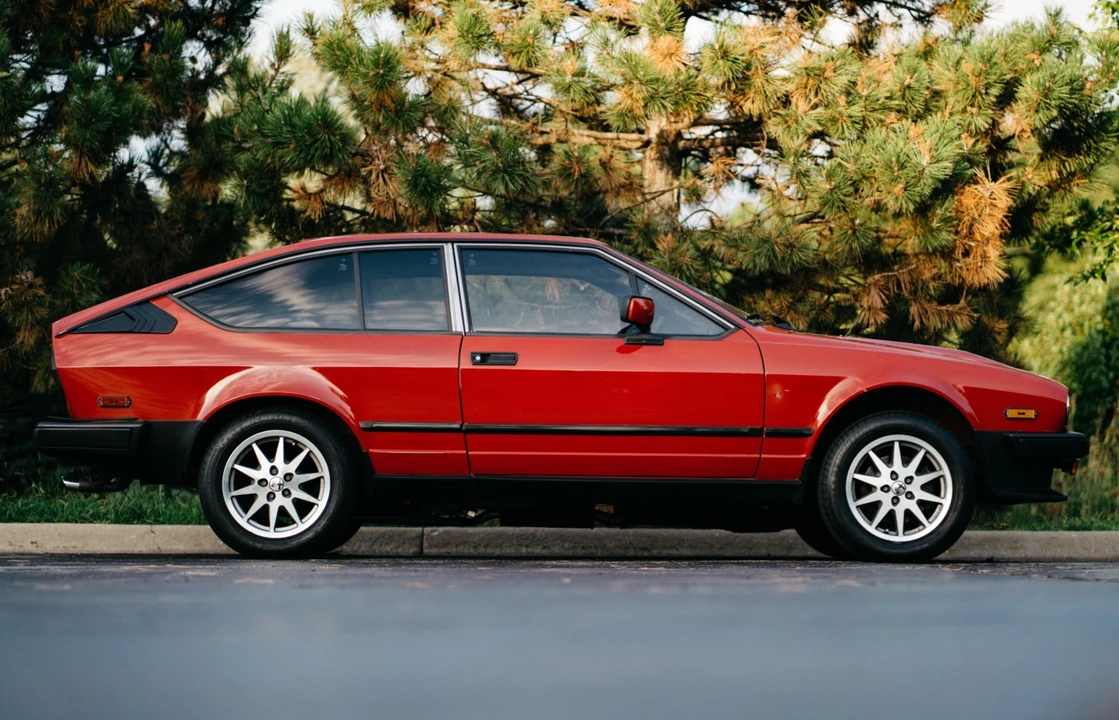 1985 Alfa Romeo Alfetta GT - Image 29 of 31