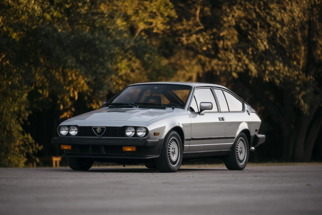 1985 Alfa Romeo Alfetta GT - Image 4 of 31