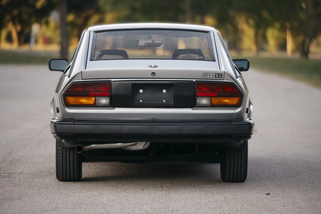 1985 Alfa Romeo Alfetta GT - Image 16 of 31