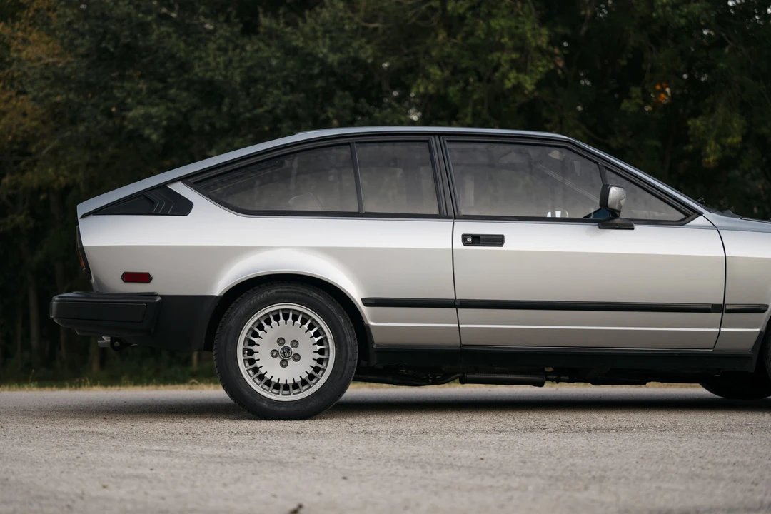 1985 Alfa Romeo Alfetta GT - Image 26 of 31
