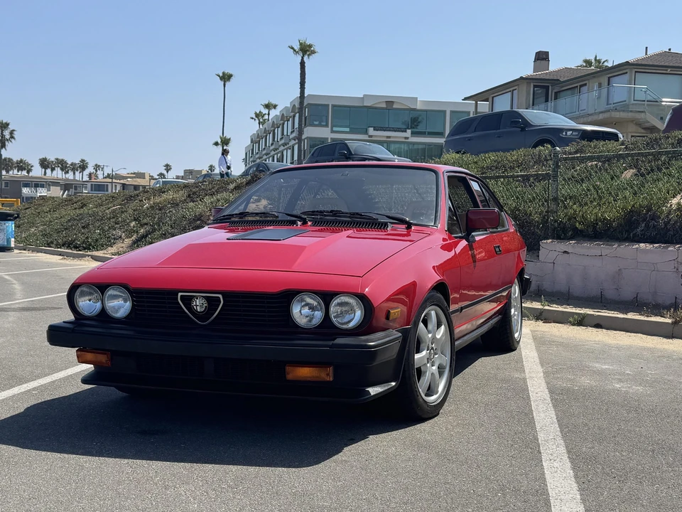 1985 Alfa Romeo Alfetta GT - Image 2 of 31