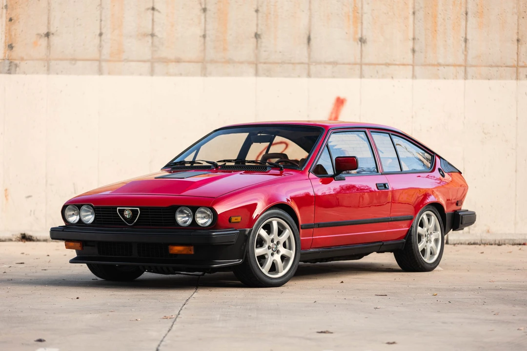 1985 Alfa Romeo Alfetta GT - Image 2 of 31