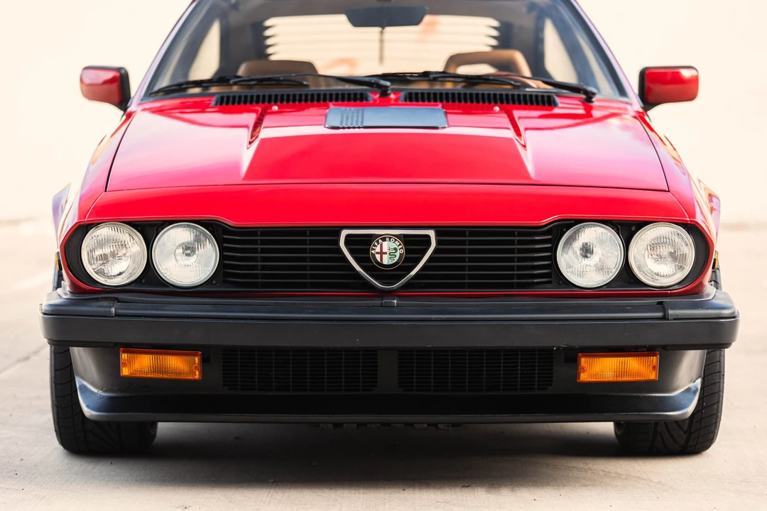 1985 Alfa Romeo Alfetta GT - Image 11 of 31