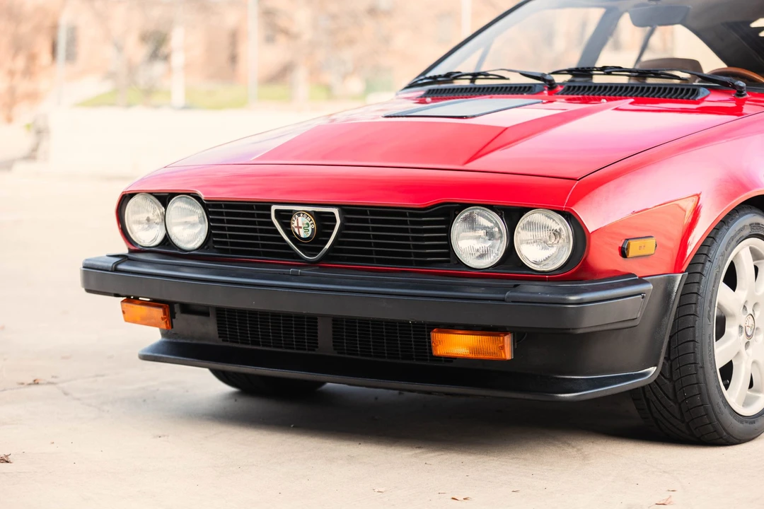 1985 Alfa Romeo Alfetta GT - Image 14 of 31