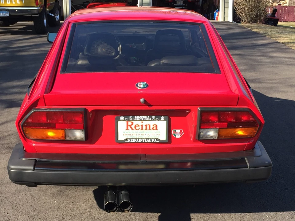 1985 Alfa Romeo Alfetta GT - Image 12 of 31