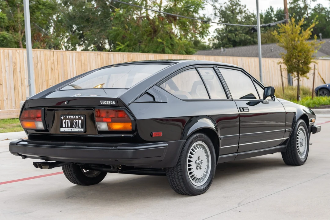 1985 Alfa Romeo Alfetta GT - Image 6 of 31