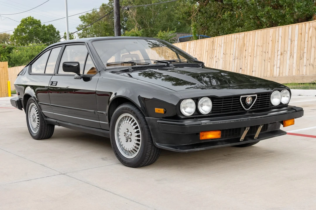 1985 Alfa Romeo Alfetta GT - Image 4 of 31