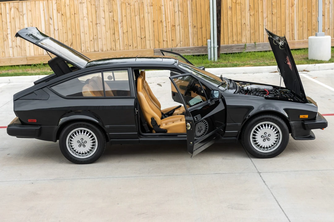 1985 Alfa Romeo Alfetta GT - Image 11 of 31