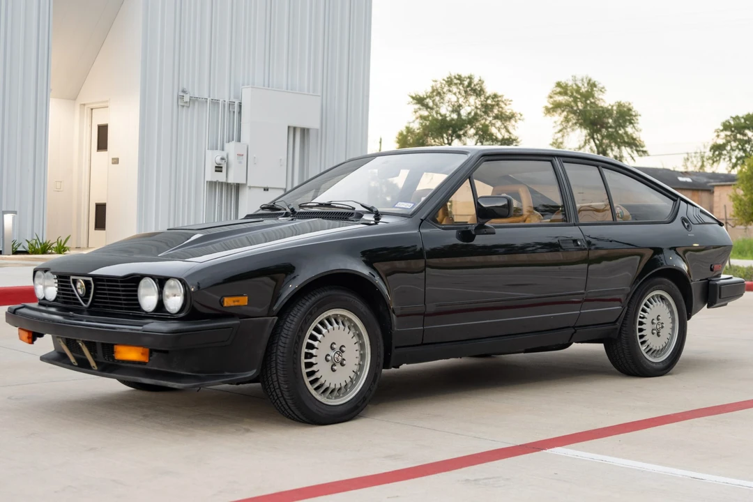 1985 Alfa Romeo Alfetta GT - Image 2 of 31