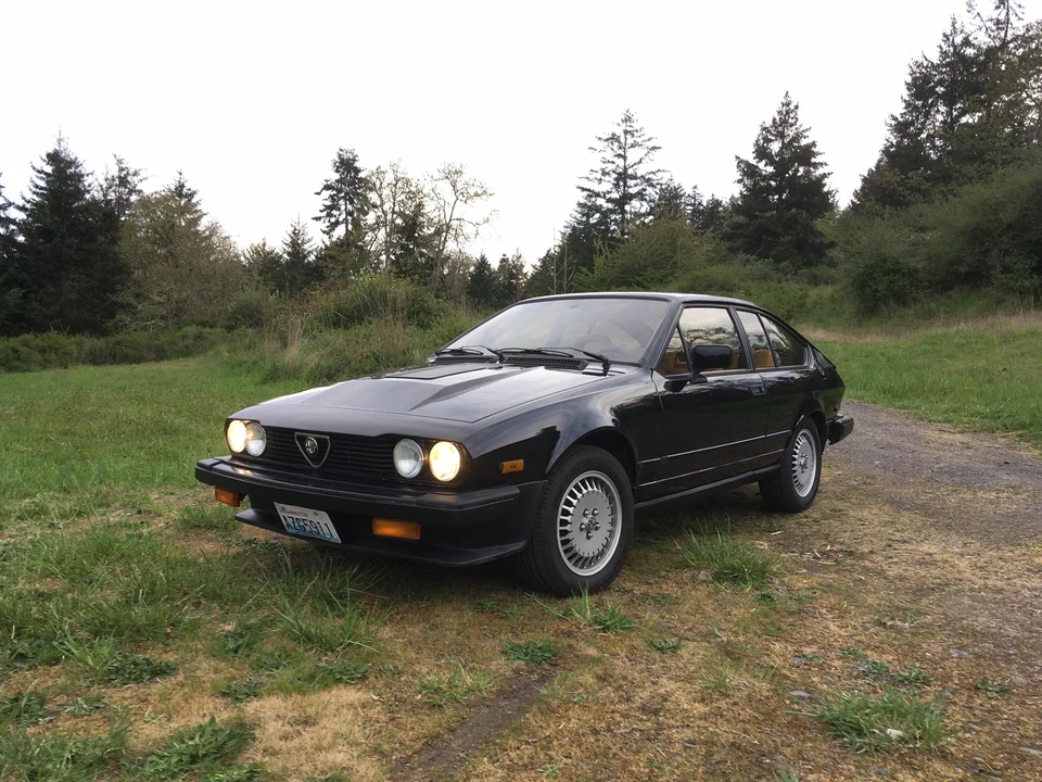 1985 Alfa Romeo Alfetta GT - Image 11 of 31
