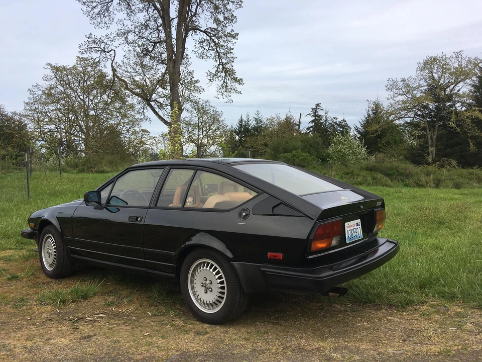 1985 Alfa Romeo Alfetta GT - Image 14 of 31