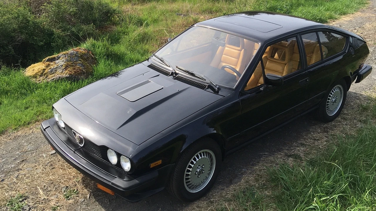 1985 Alfa Romeo Alfetta GT - Image 6 of 31