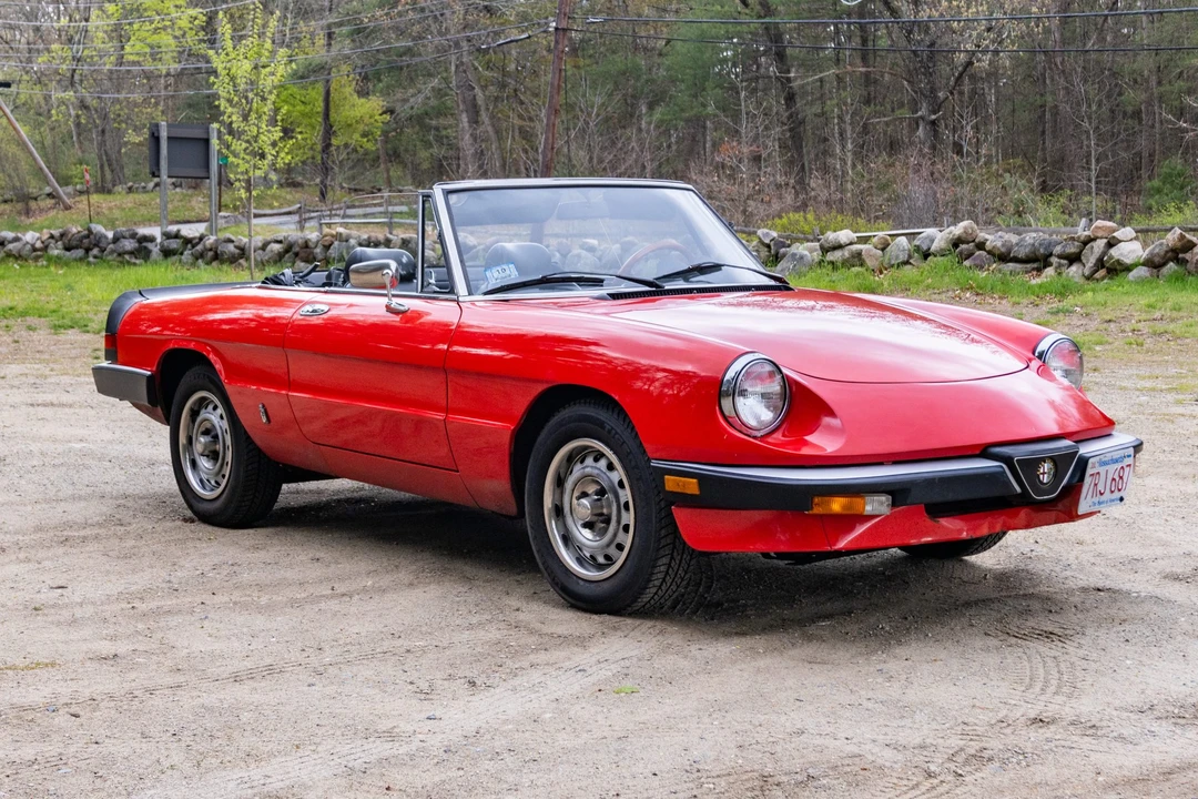 1985 Alfa Romeo Series 3 - Image 2 of 31