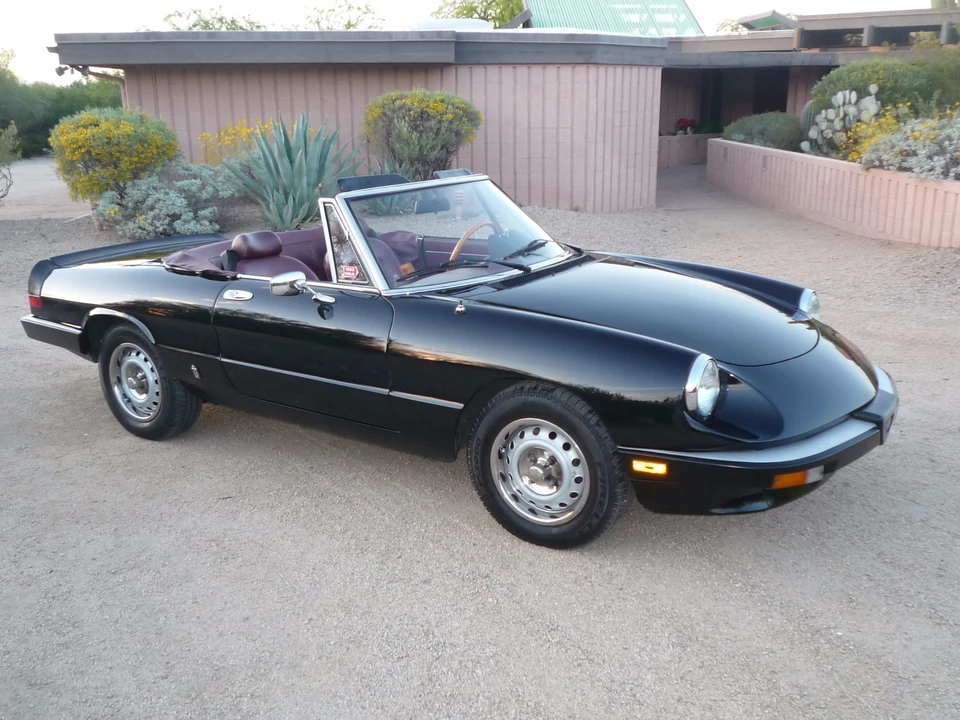 1985 Alfa Romeo Series 3 - Image 2 of 31