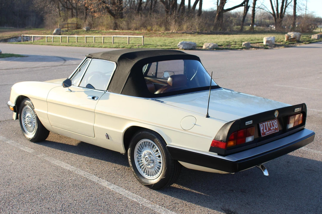 1985 Alfa Romeo Series 3 - Image 4 of 5