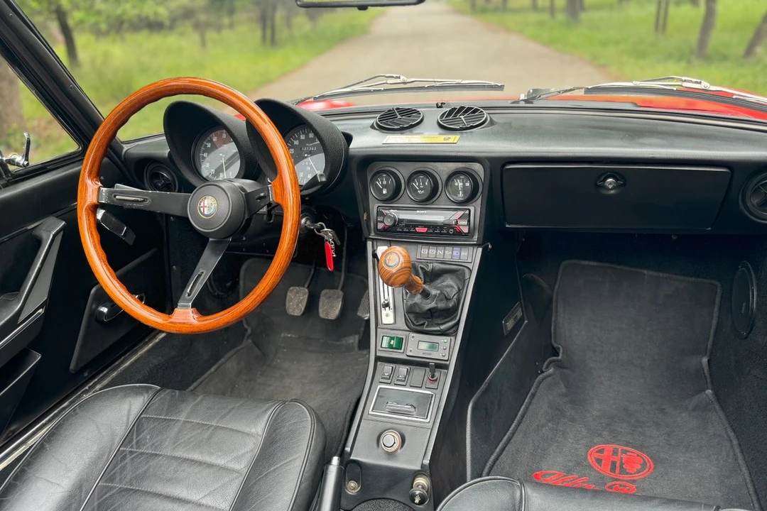 1985 Alfa Romeo Series 3 - Image 11 of 30