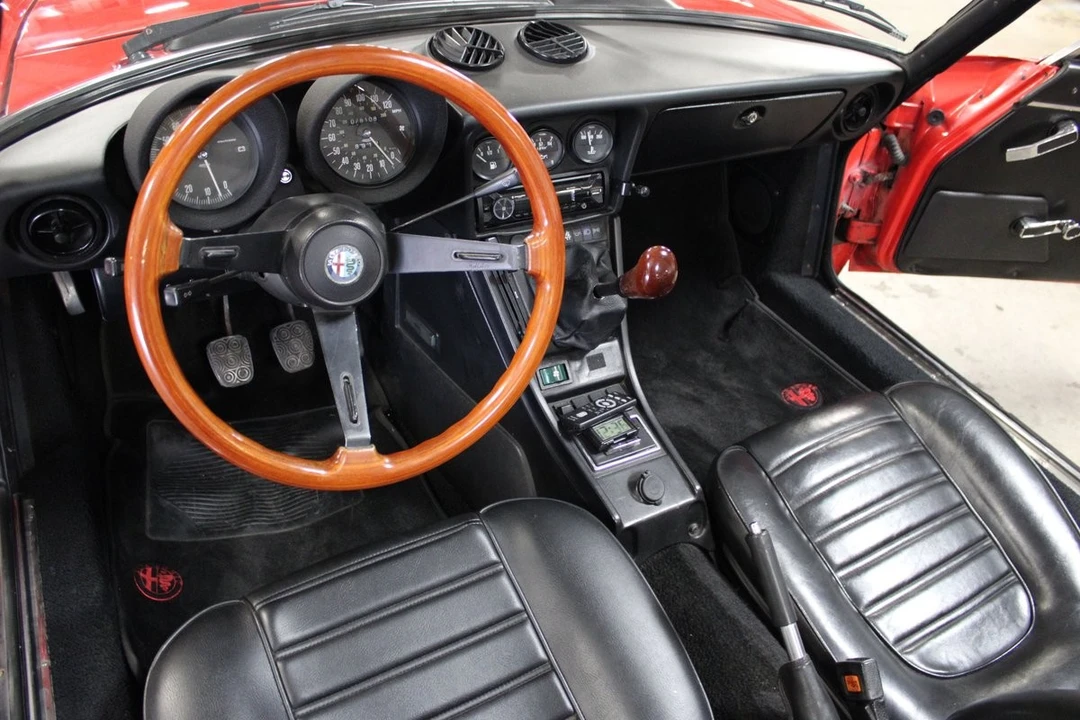 1985 Alfa Romeo Series 3 - Image 31 of 31