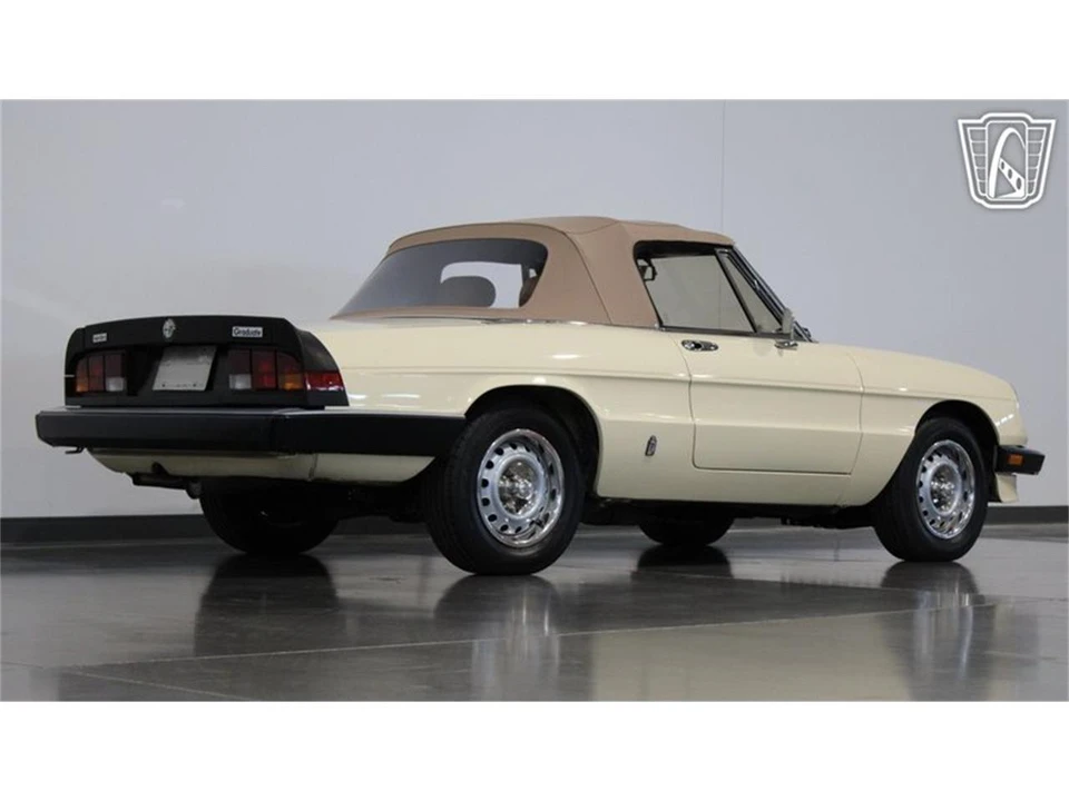 1985 Alfa Romeo Series 3 - Image 24 of 31