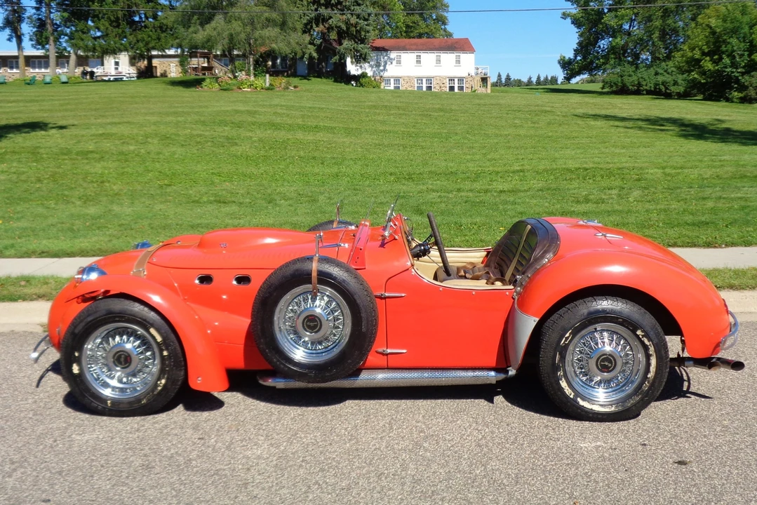 1985 Allard - Image 4 of 31