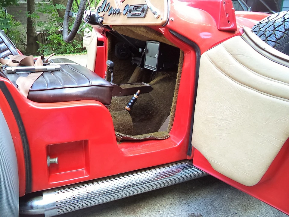 1985 Allard - Image 21 of 31