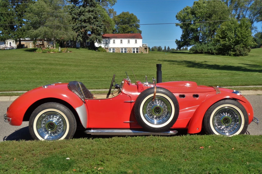 1985 Allard - Image 5 of 31