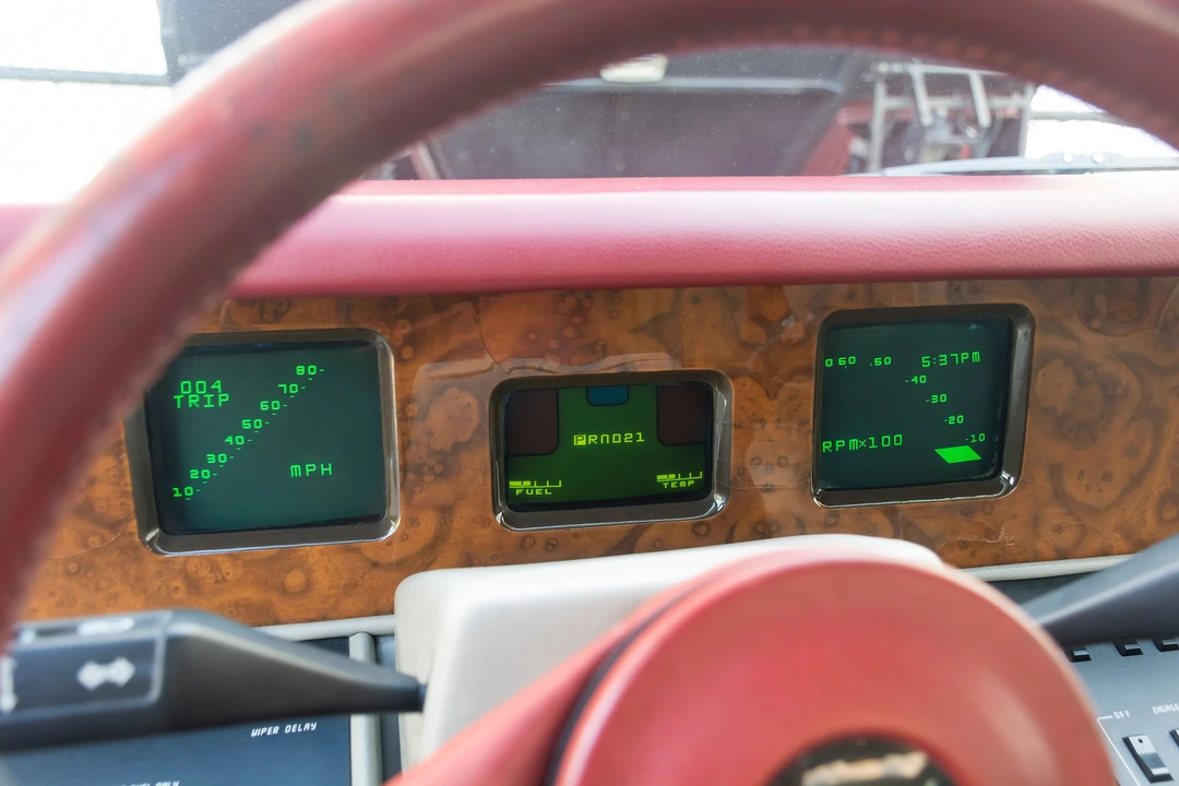 1985 Aston Martin Lagonda - Image 16 of 18