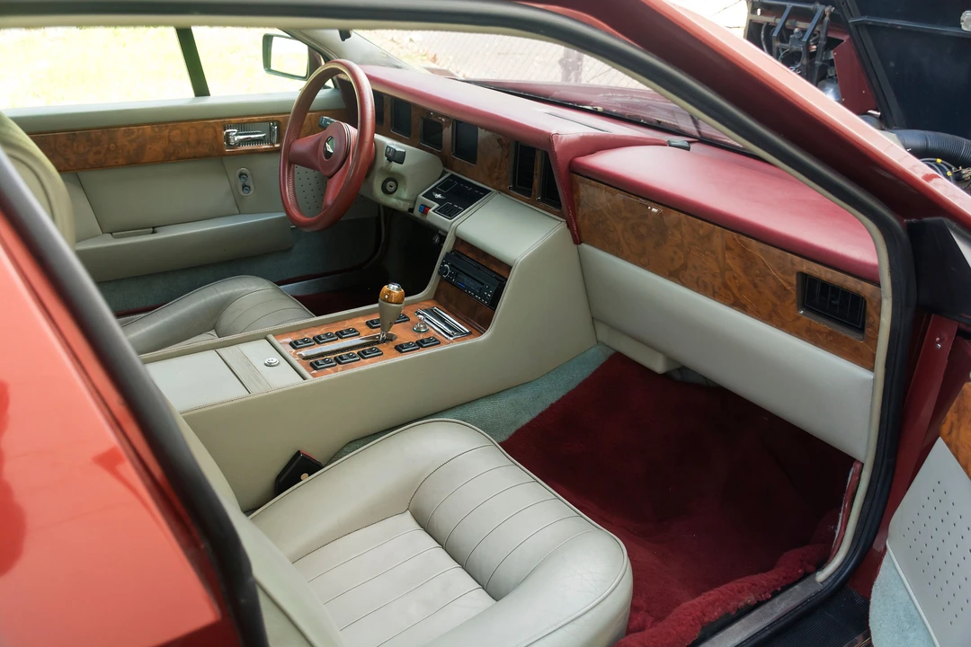 1985 Aston Martin Lagonda - Image 18 of 18
