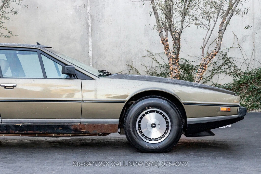 1985 Aston Martin Lagonda - Image 10 of 12