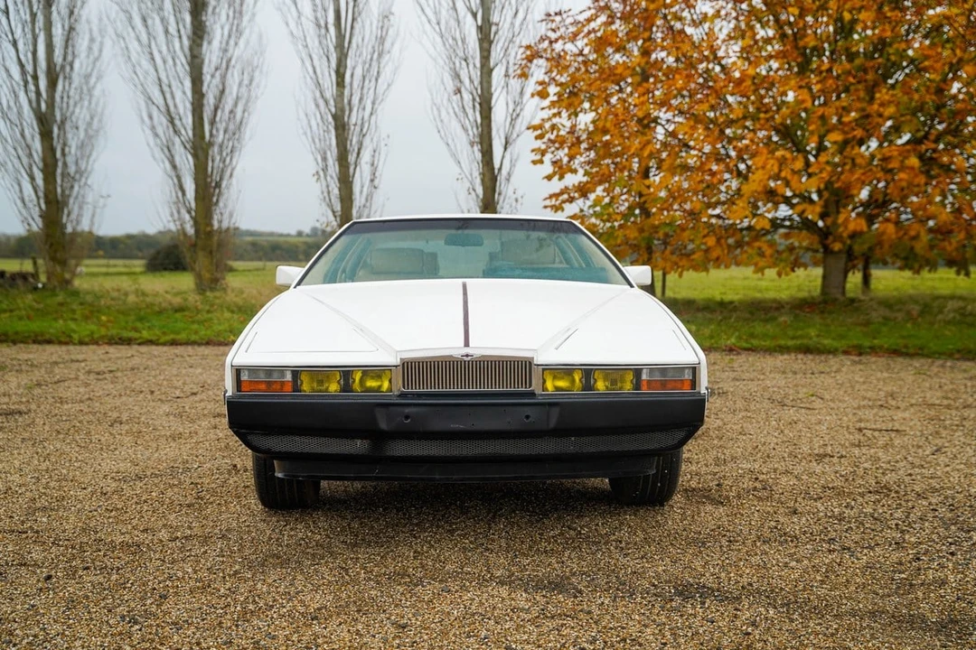 1985 Aston Martin Lagonda - Image 2 of 30