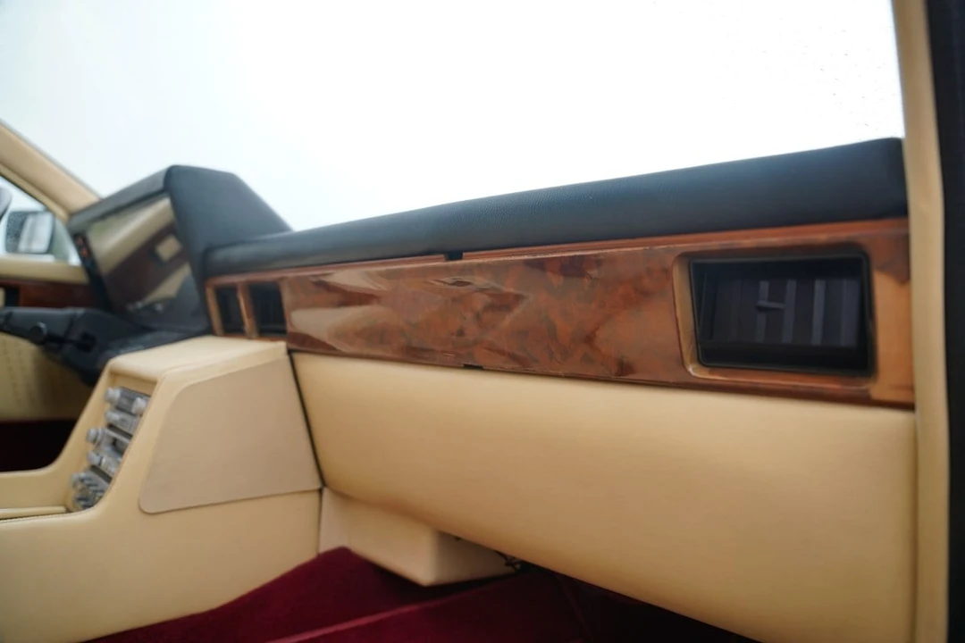 1985 Aston Martin Lagonda - Image 15 of 30