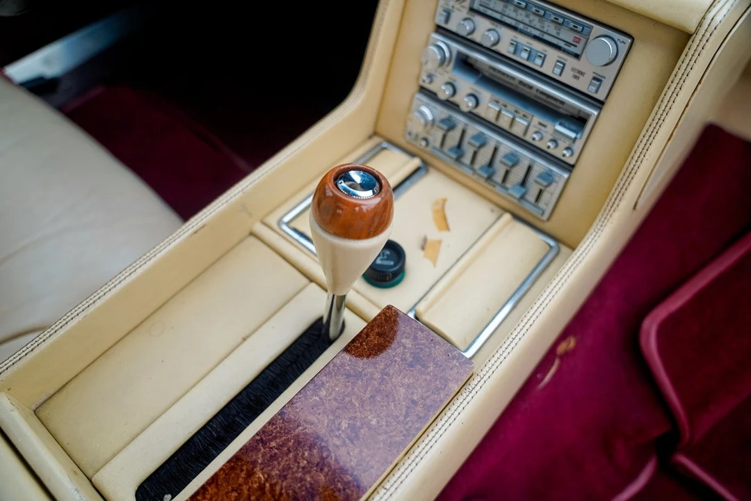 1985 Aston Martin Lagonda - Image 18 of 30